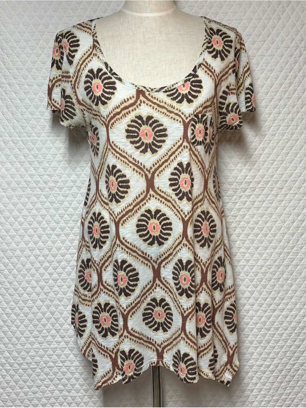 fresh produce Brown & Pink Patterned Short-Sleeve Scoop Tunic